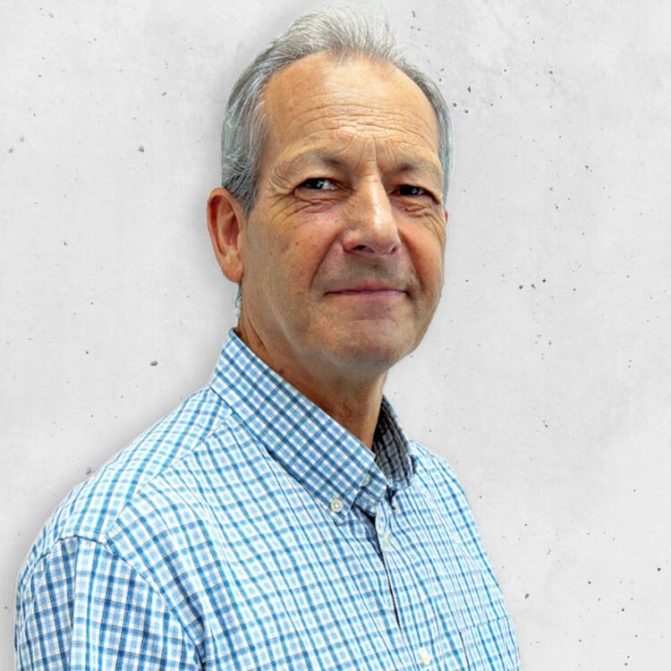 Iain McKenzie